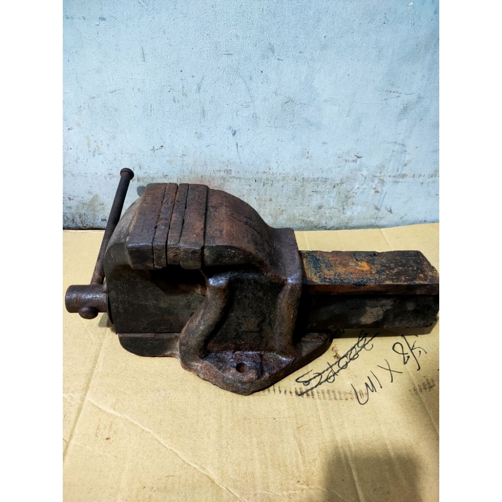 ragum ..catok 5inc antik