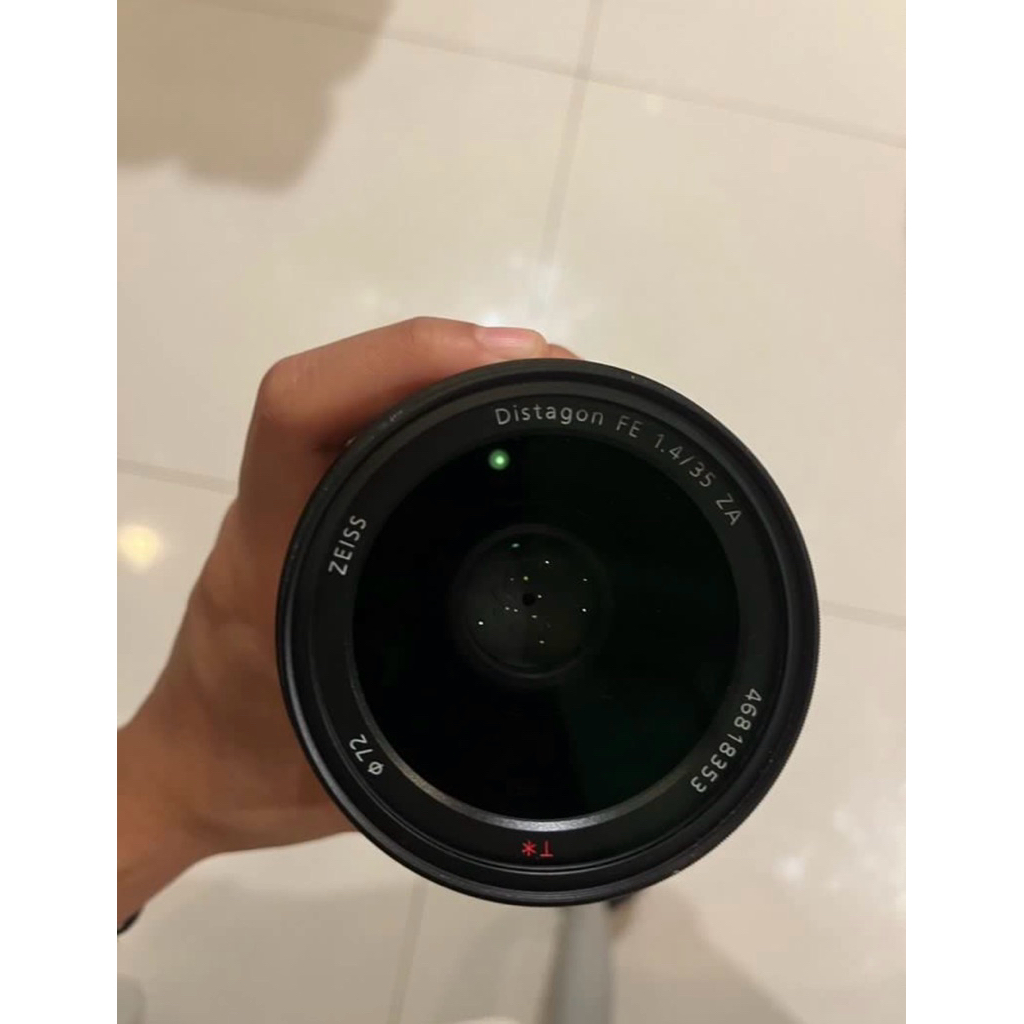 Lensa Sony zeiss FE 35mm F1.4 ZA