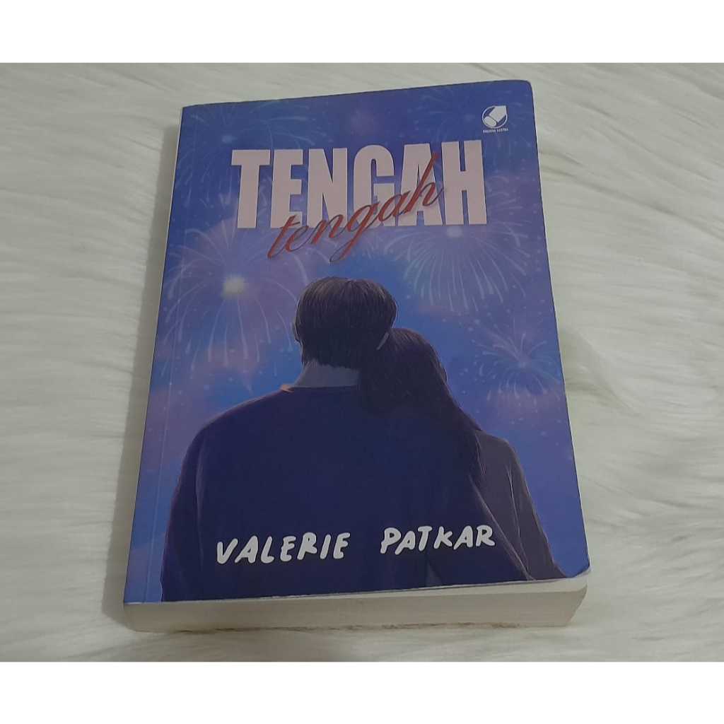 PRELOVED NOVEL TENGAH-TENGAH BY VALERIE PATKAR