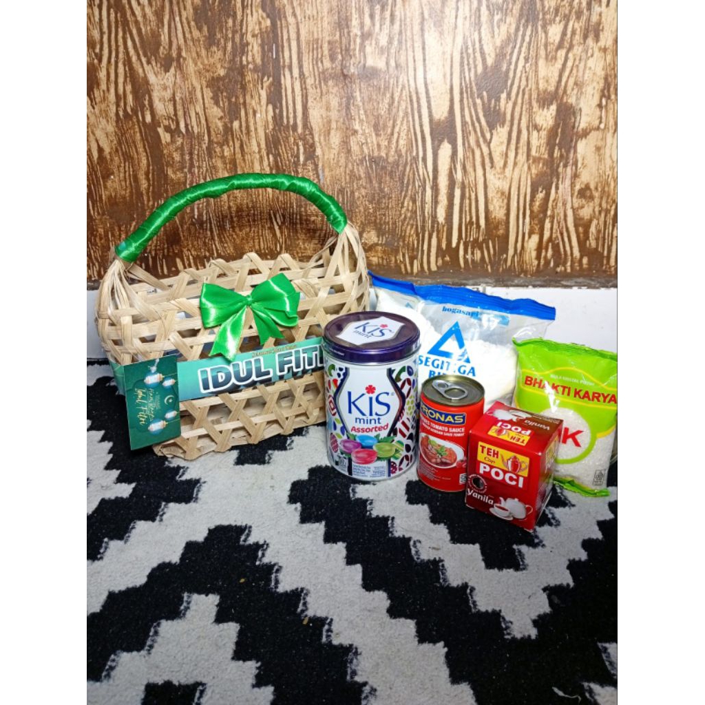 PARCEL SEMBAKO HEMAT KERANJANG ROTAN / PAKET SEMBAKO MURAH / PAKET HARI RAYA / SOUVENIR LEBARAN