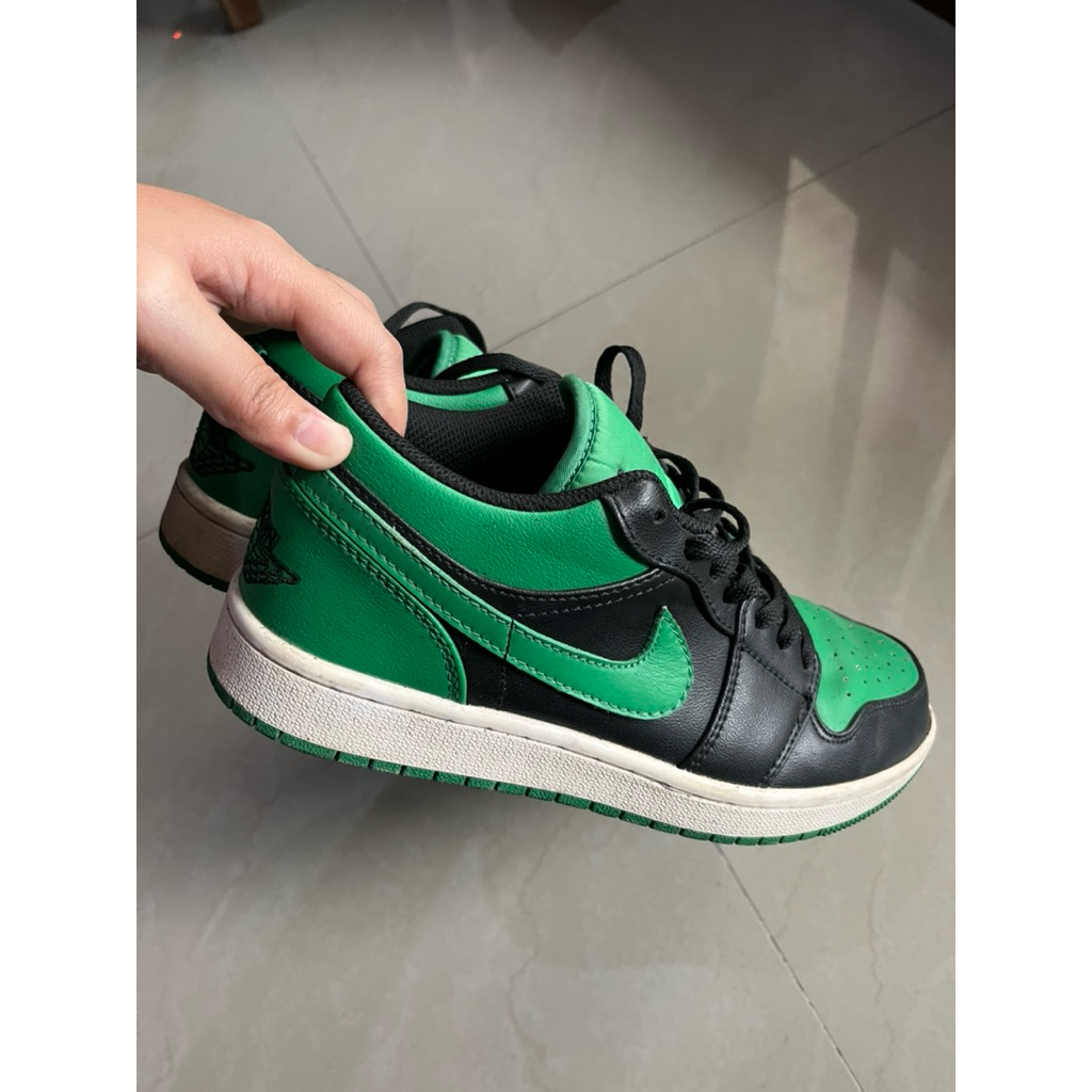 Preloved AJ1 LOW Lucky Green