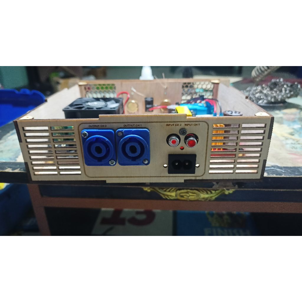 POWER MINIATUR ZK3002 300 WATT X 2