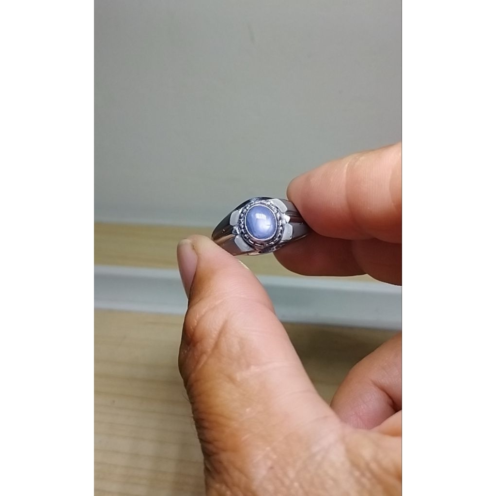 Blue Safir Myanmar ( burma ) ring monel