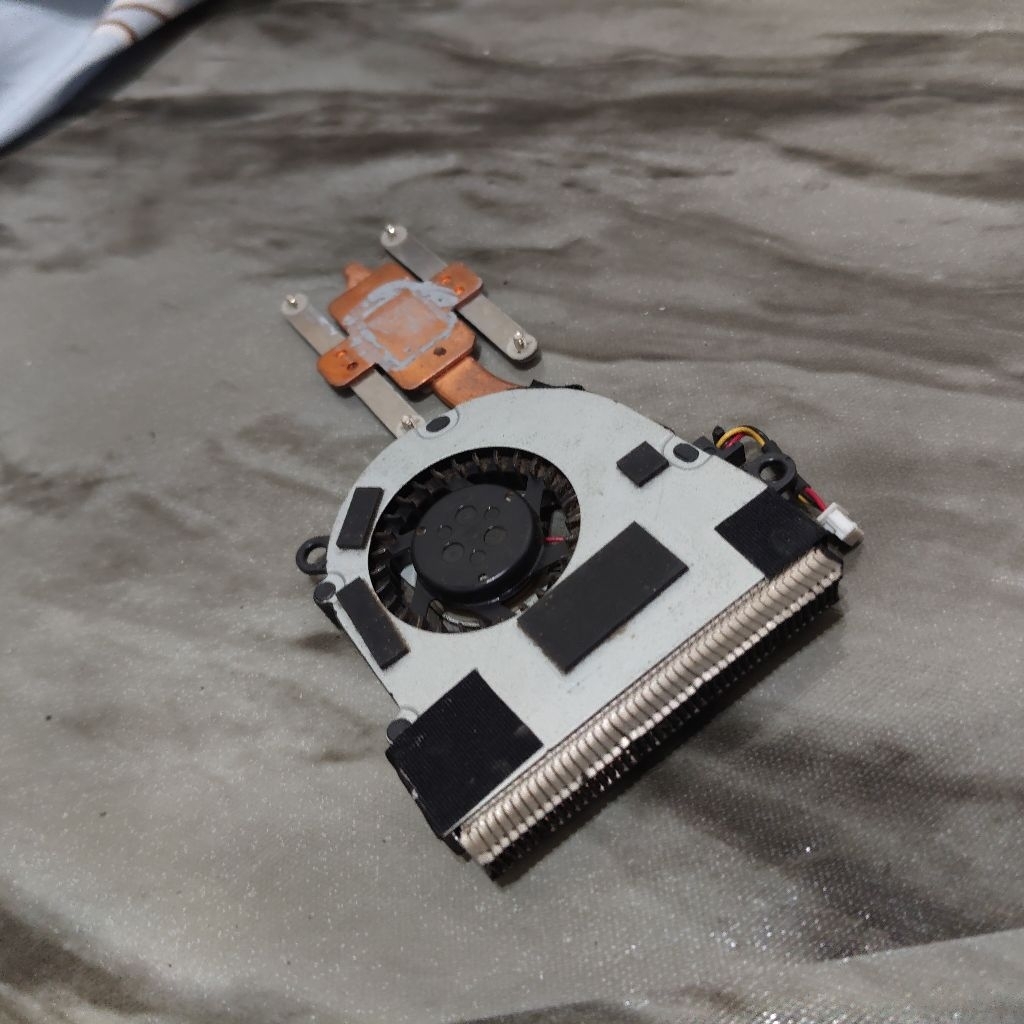 Heatsink fan kipas pendingin Laptop lenovo thinkpad E130