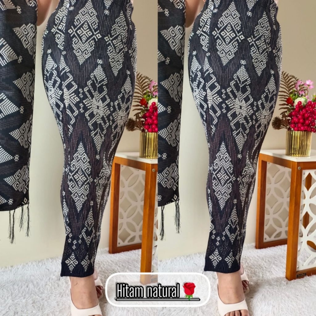 KAMEN JADI BALI ROK PLISKET BATIK + SELENDANG (LANGSUNG PAKAI ROK)