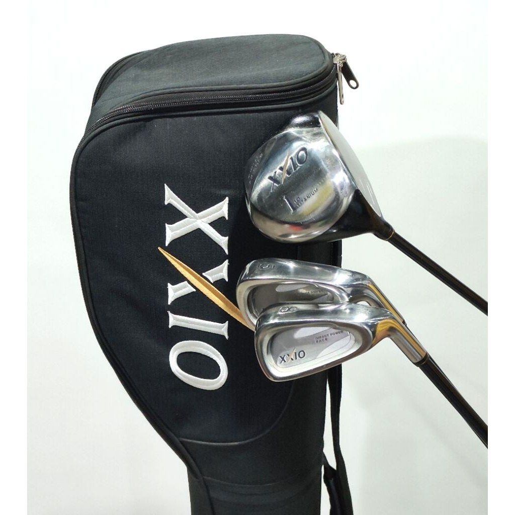 Set Stick Golf Beginner Set XXIO Graphite Regular Flex