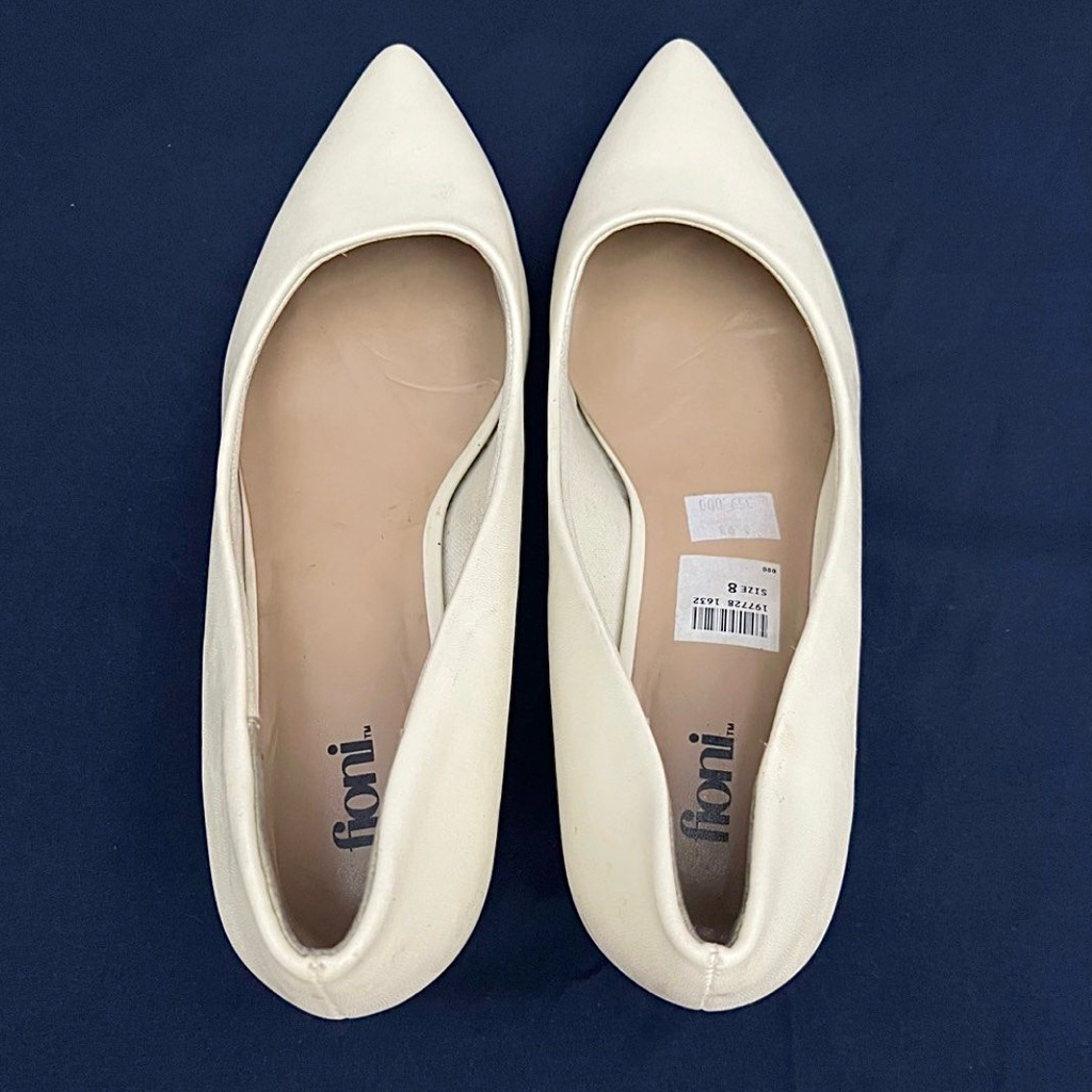 Sepatu Fioni Tahu Cream Wanita