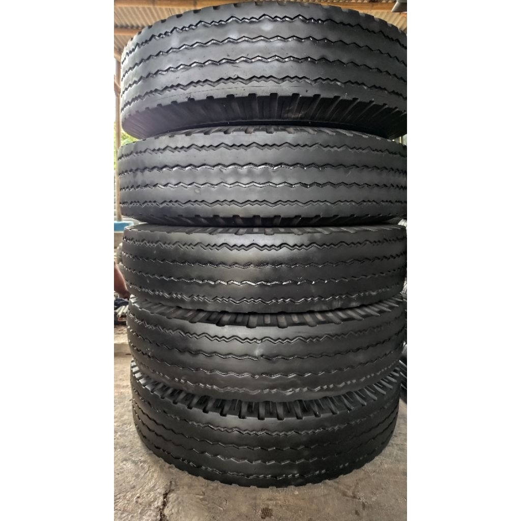 Ban Truk Engkel 750-R15 bekas masih OK
