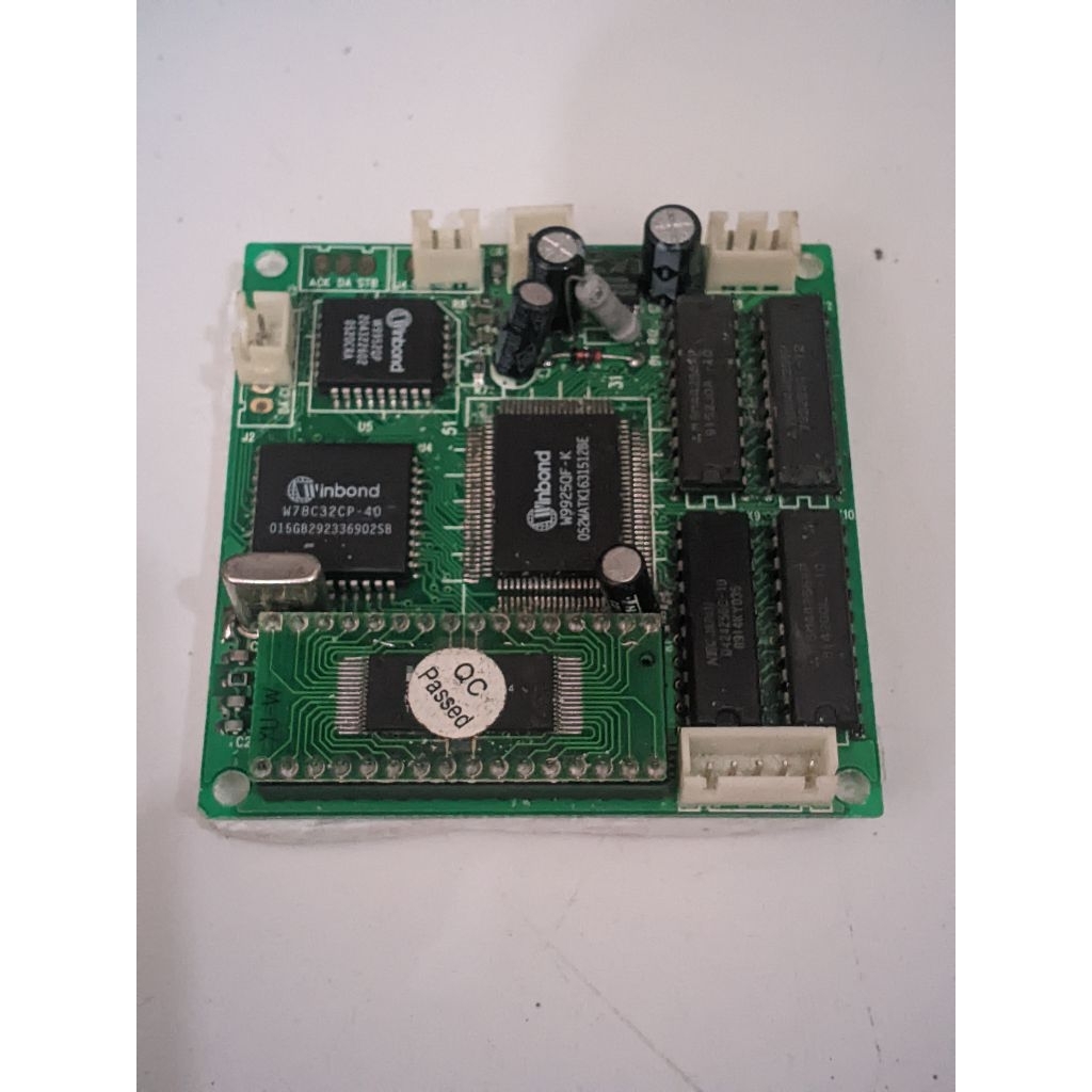 MPEG VCD Player New / Baru bukan bekas pakai. IC Chips WINBOND W9925QF-K