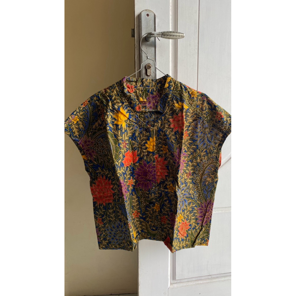 preloved vest batik floral