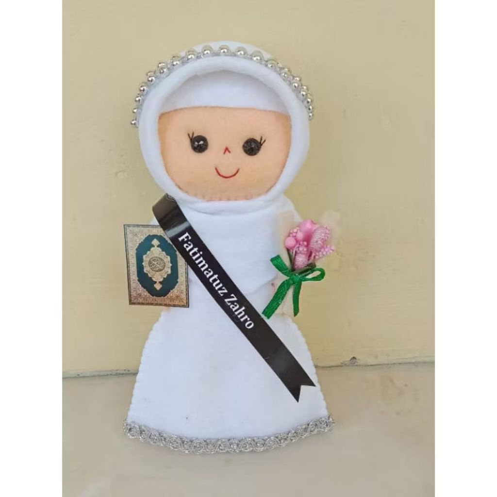 Boneka hafidz Al Quran imtimahan sekolah khotmil Quran Bahan Buket