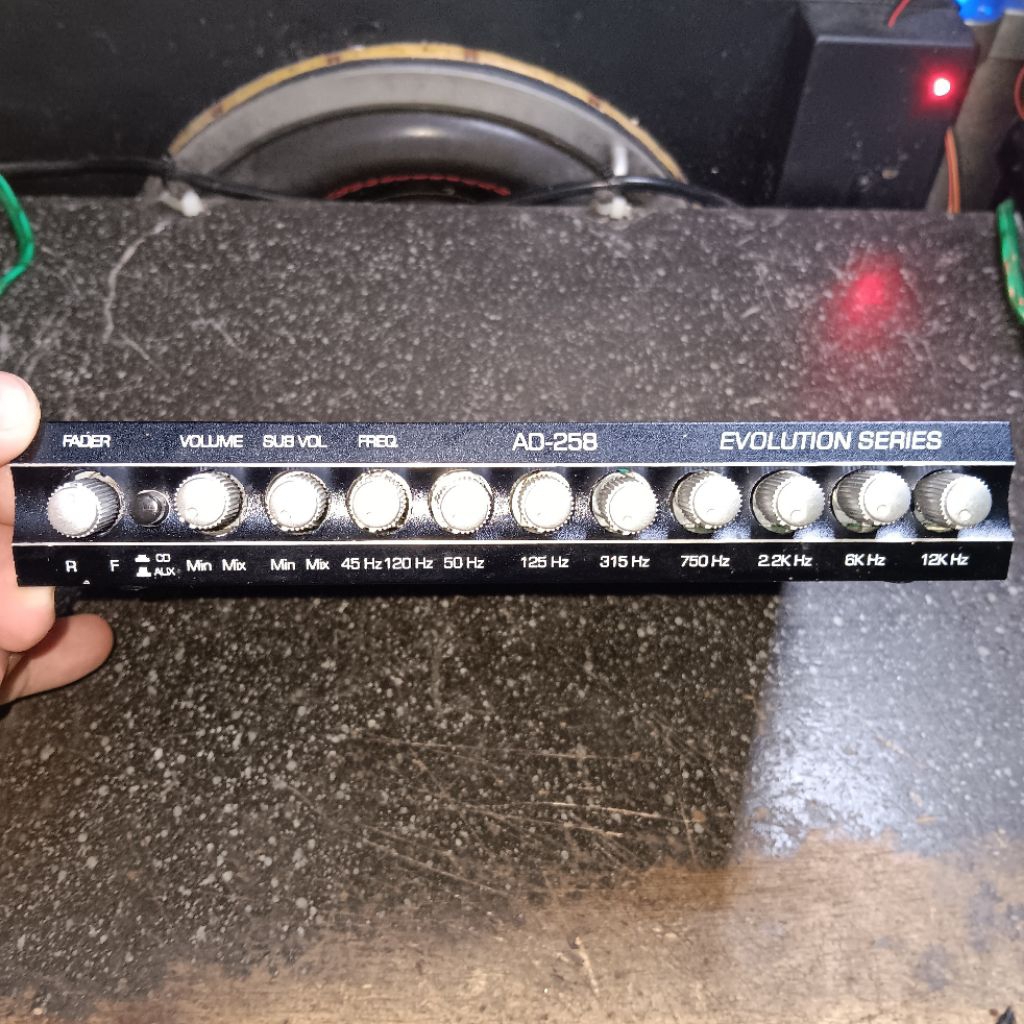 Preamp Parametrik mobil second ADS AD-258 upgrade IC Op-Amp TL074CN Original ST Malaysia