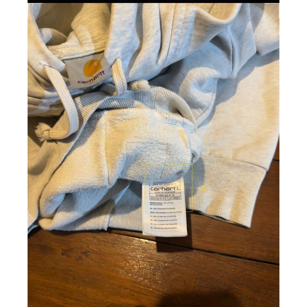hodie carhatt state flag