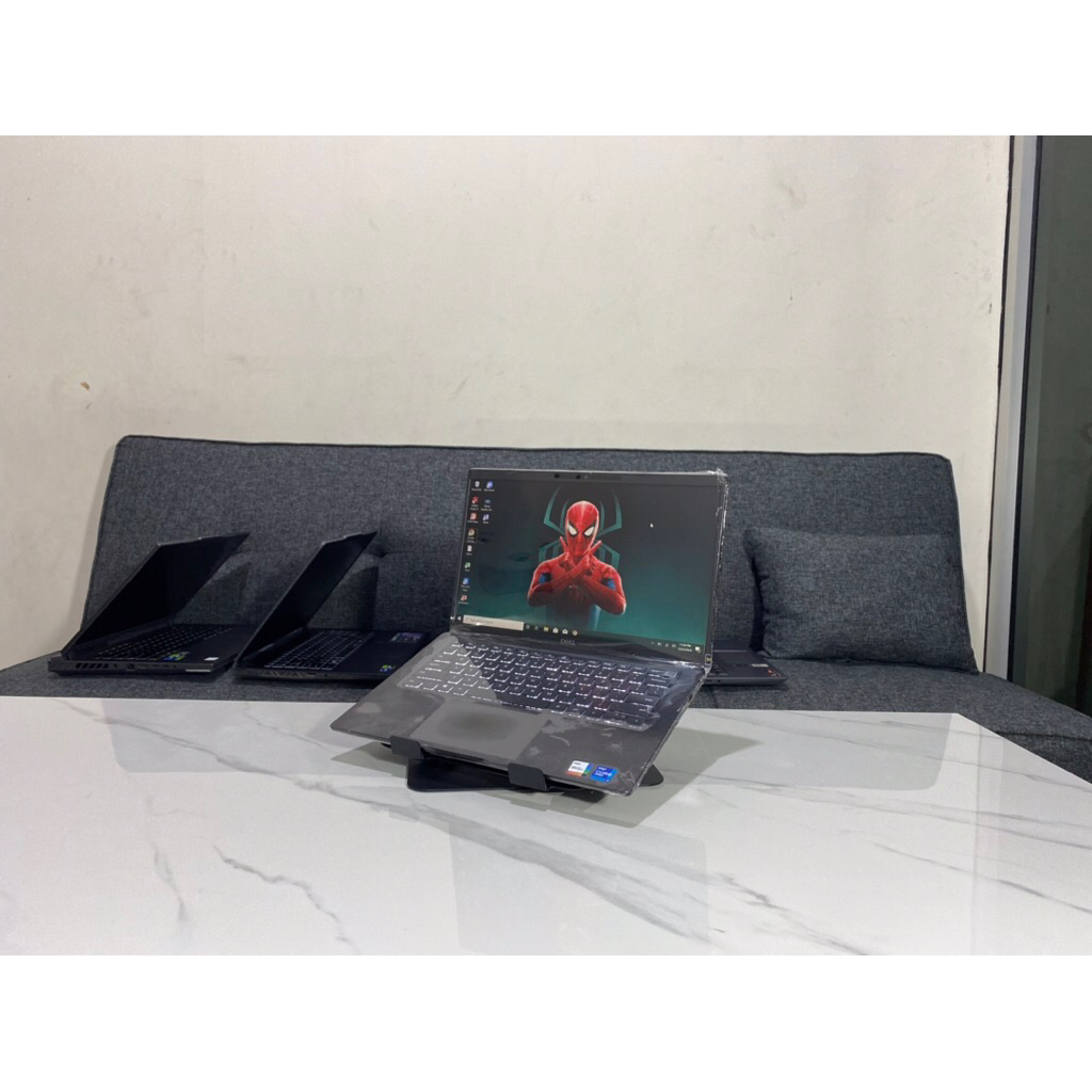 Dell Latitude 7420 Core i7 gen 11 RAM 16 GB SSD 256 GB Backlit Touchscreen