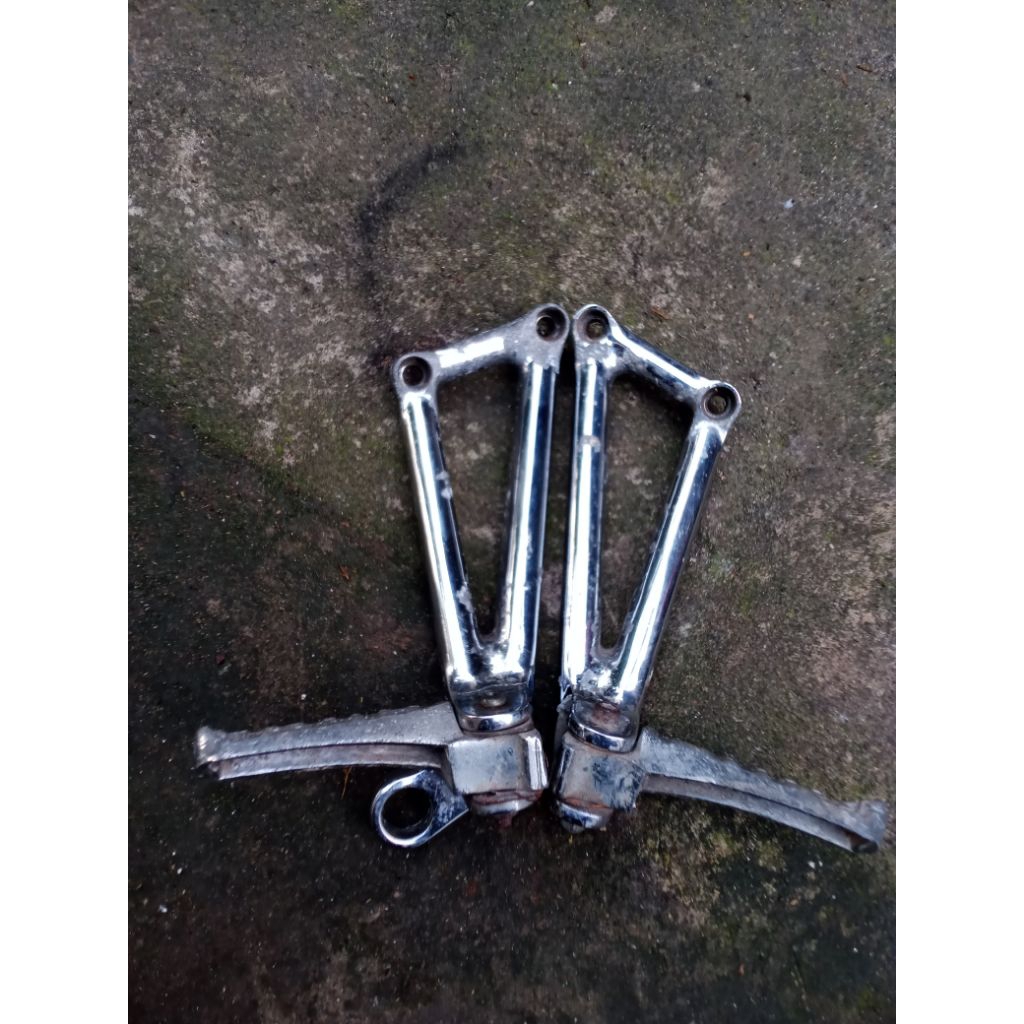 footstep postep belakang kawasaki Ninja RR original