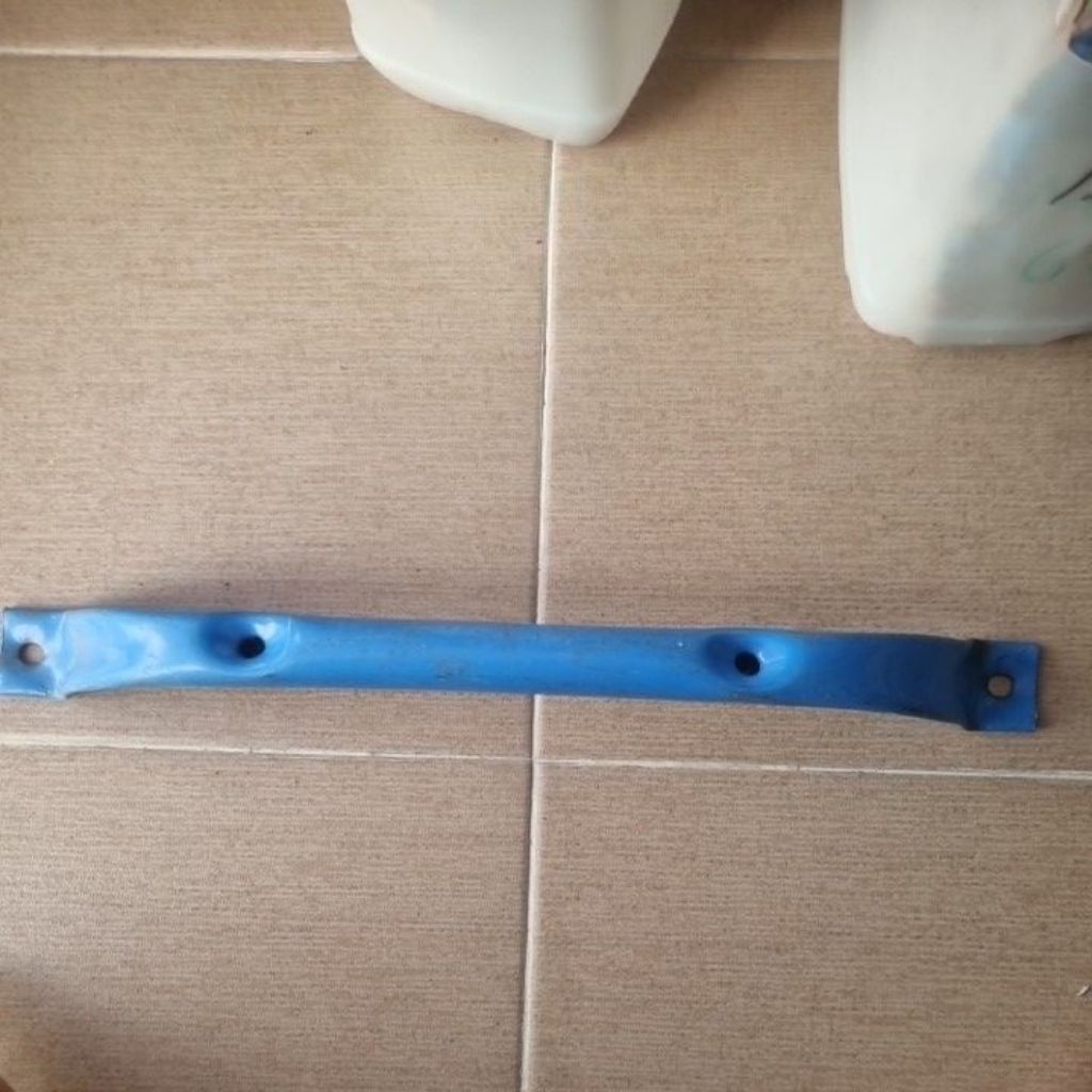 BESI PENYANGGA BAK GEROBAK PASIR