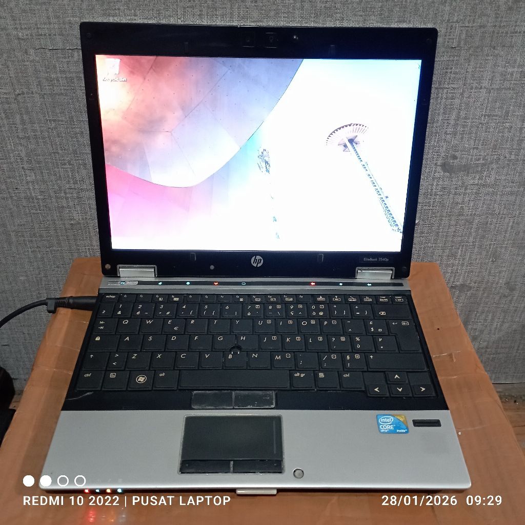 Laptop HP Elitebook 2540p windows 7 Prosesor Intel coreTM i5 Ram4gb DDR3 Hrd500gb Lcd13inc Mesin Nor
