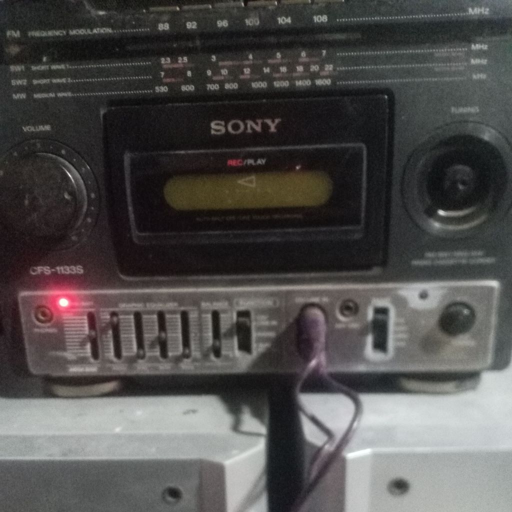 Compo Sony Mega Bass CFS-1133S