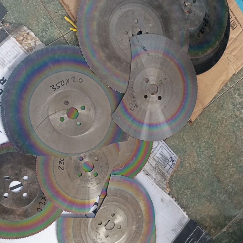 HSS BAHAN TAJI AYAM DM05 & M42 TEBAL 2MM