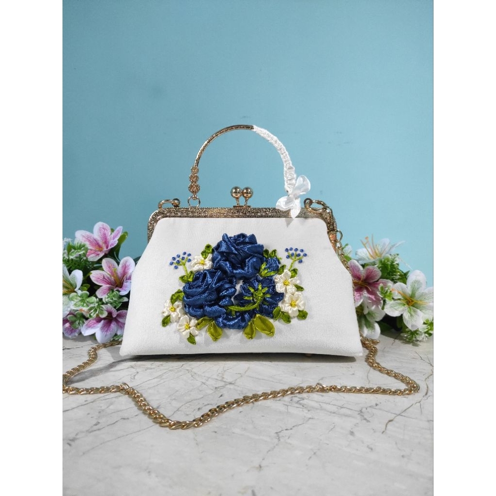 Tas Selempang Wanita Handmade Sulam Pita Bunga Premium Sling Bag Pesta Mewah Unik - Putih Tulang
