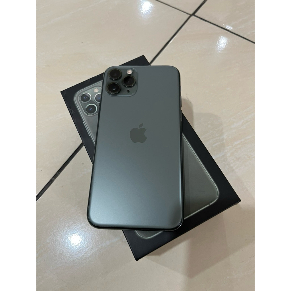 iPhone 11 Pro 64GB midnight green bekas