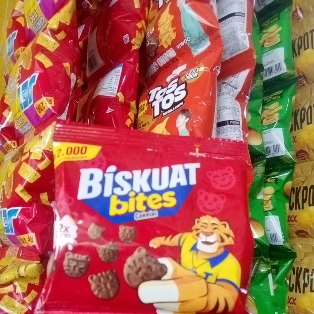 Biskuat bites biskuit coklat 18 gr