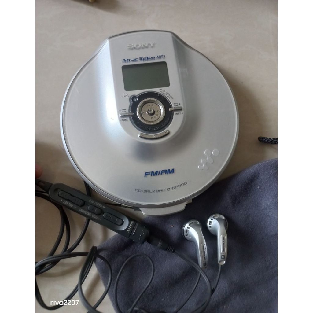discman sony - D-NF600 - cd walkman sony D-NF600 - CD PLAYER SONY