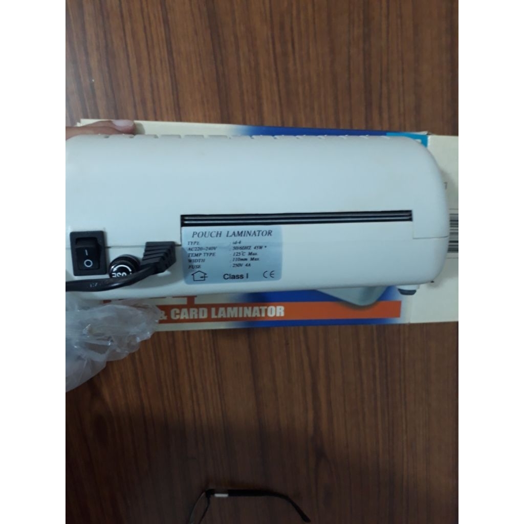 ID 4" photo & card laminator