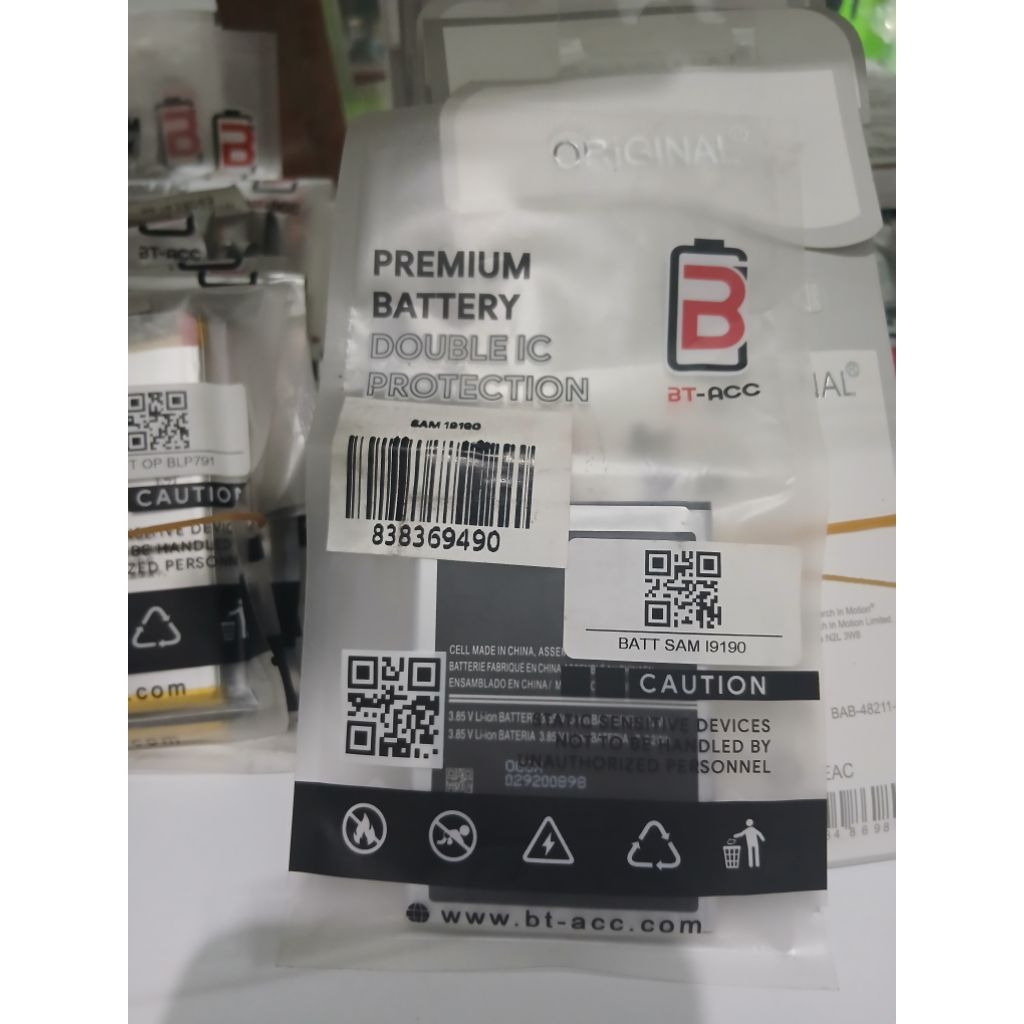 BATERAI SAMSUNG J1 ACE/J110/S4 MINI/I9190 B500AEORI BT	BATERAI ORI	