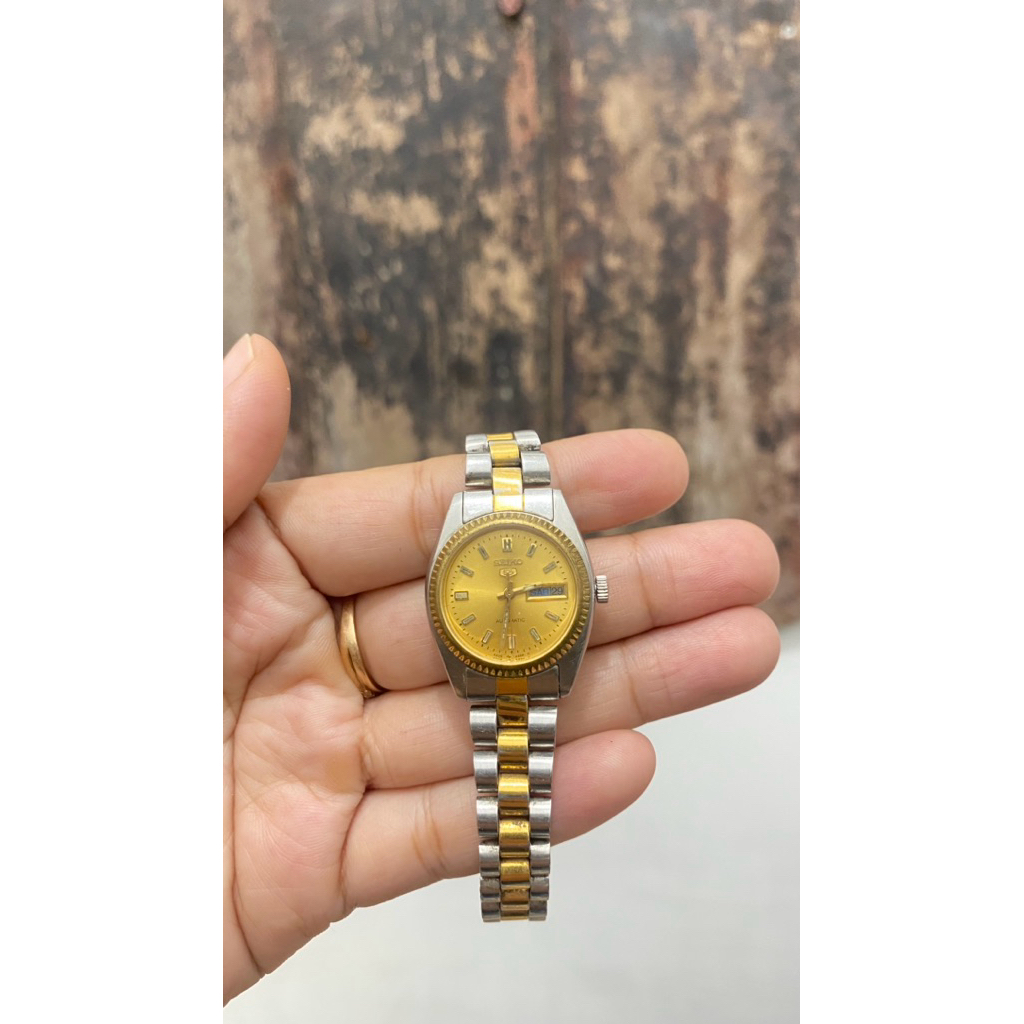 preloved jam tangan ori Seiko vintage wanita diameter 2cm