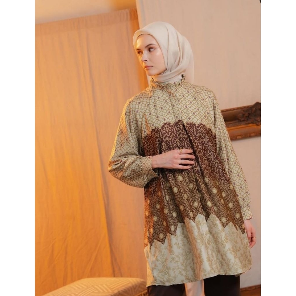 Mahira Tunik Heaven Lights XXL