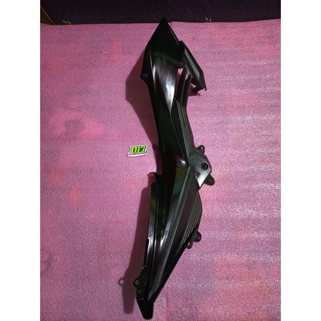 Cover Body Sayap Depan Honda Sonic 150 R LED Kanan Second Original