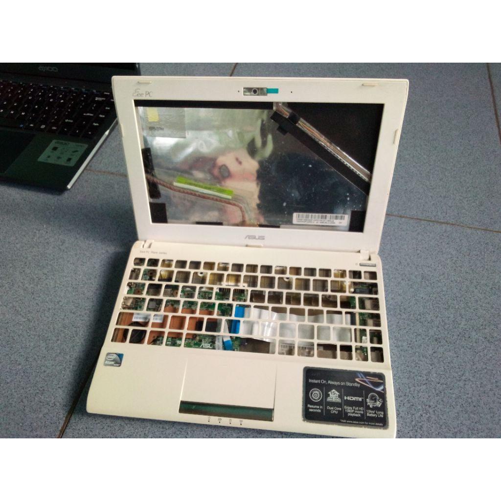 casing netbook Asus 1025C