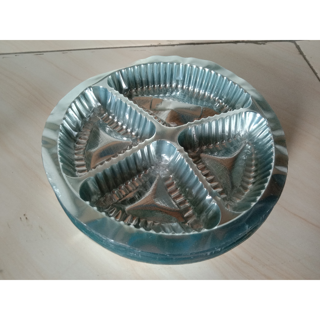 [100pcs] Mika Bulat Plastik Hajatan Selametan Sekat 4