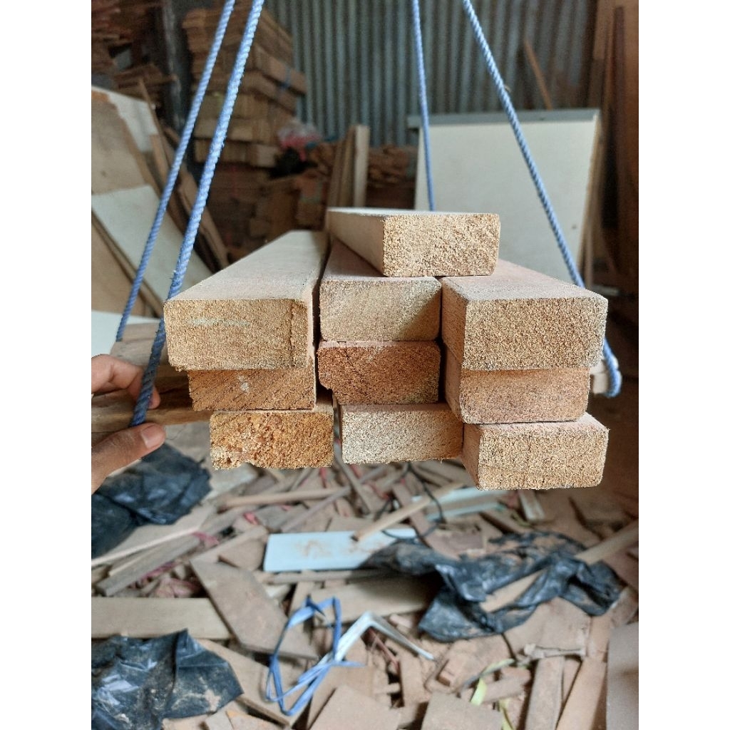 KAYU USUK 3x6cm PANJANG 60CM KAKI MEJA RAK AMBALAN