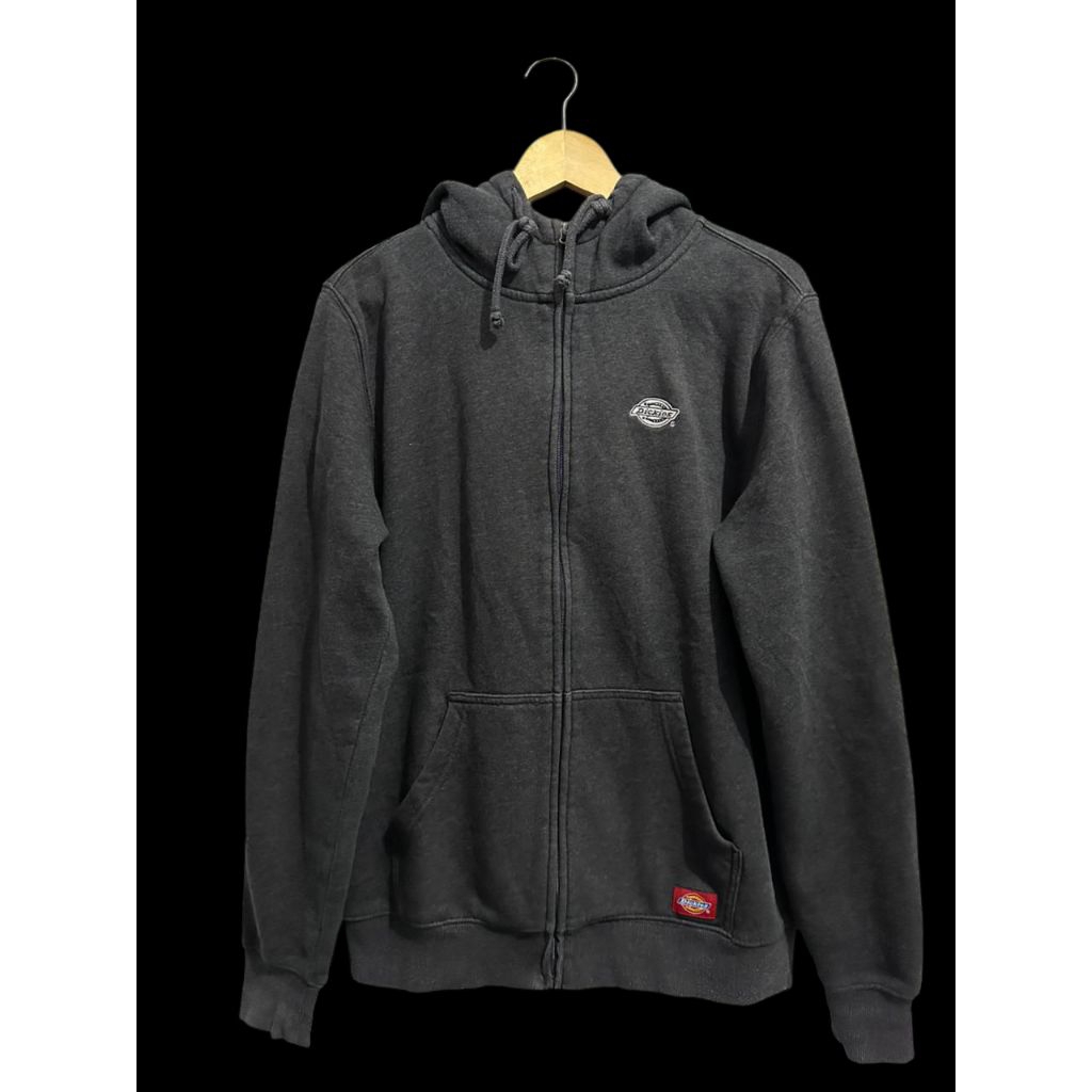 preloved hoodie zipper dickies abu tua sz M fit L (114-116 x 67)