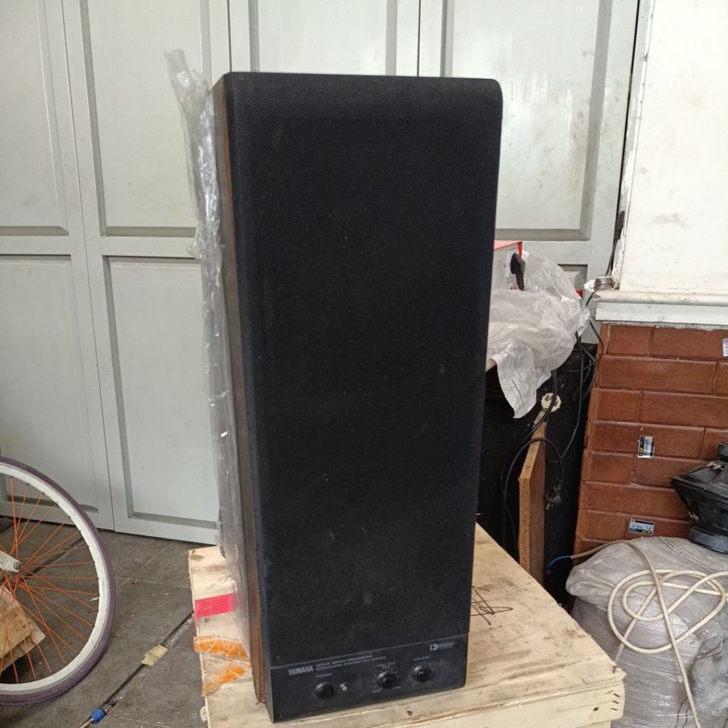 Subwoofer Yamaha yst-sw100 second