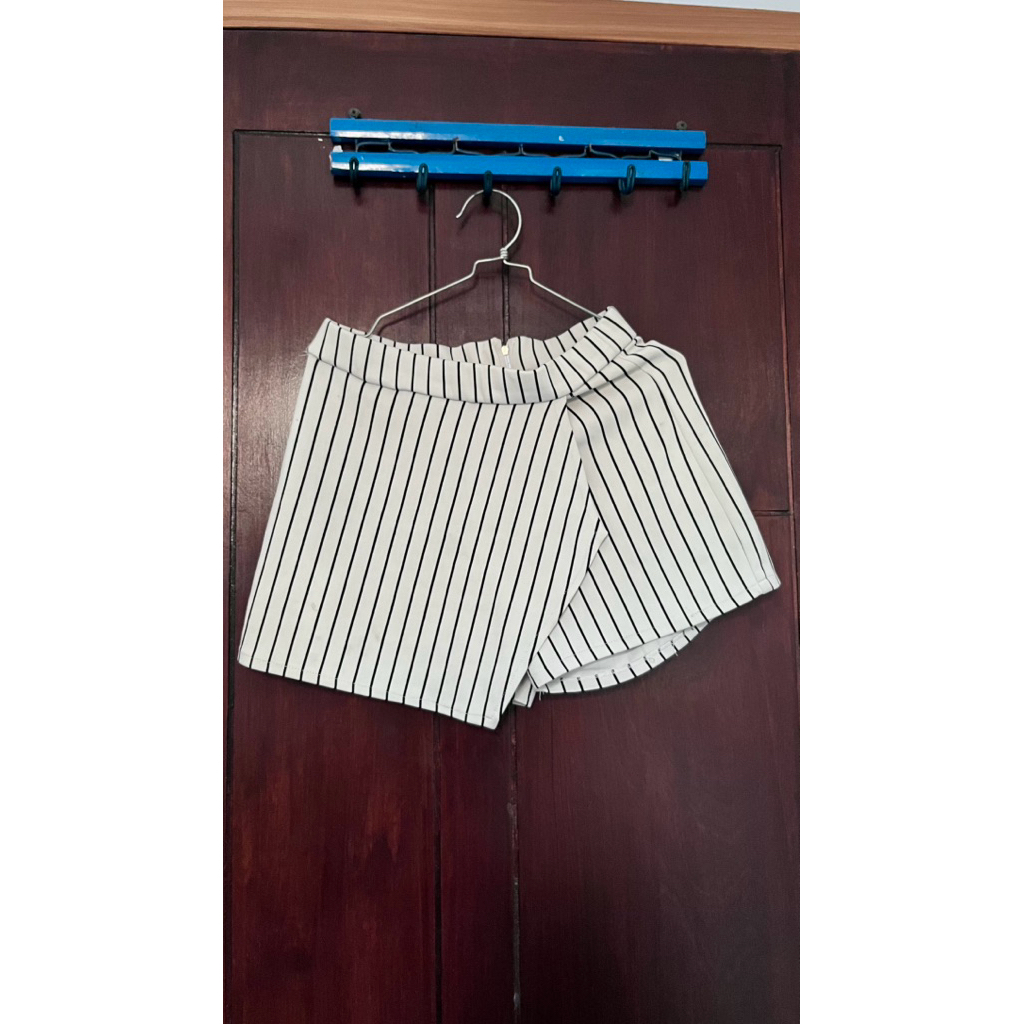 celana pendek model rok