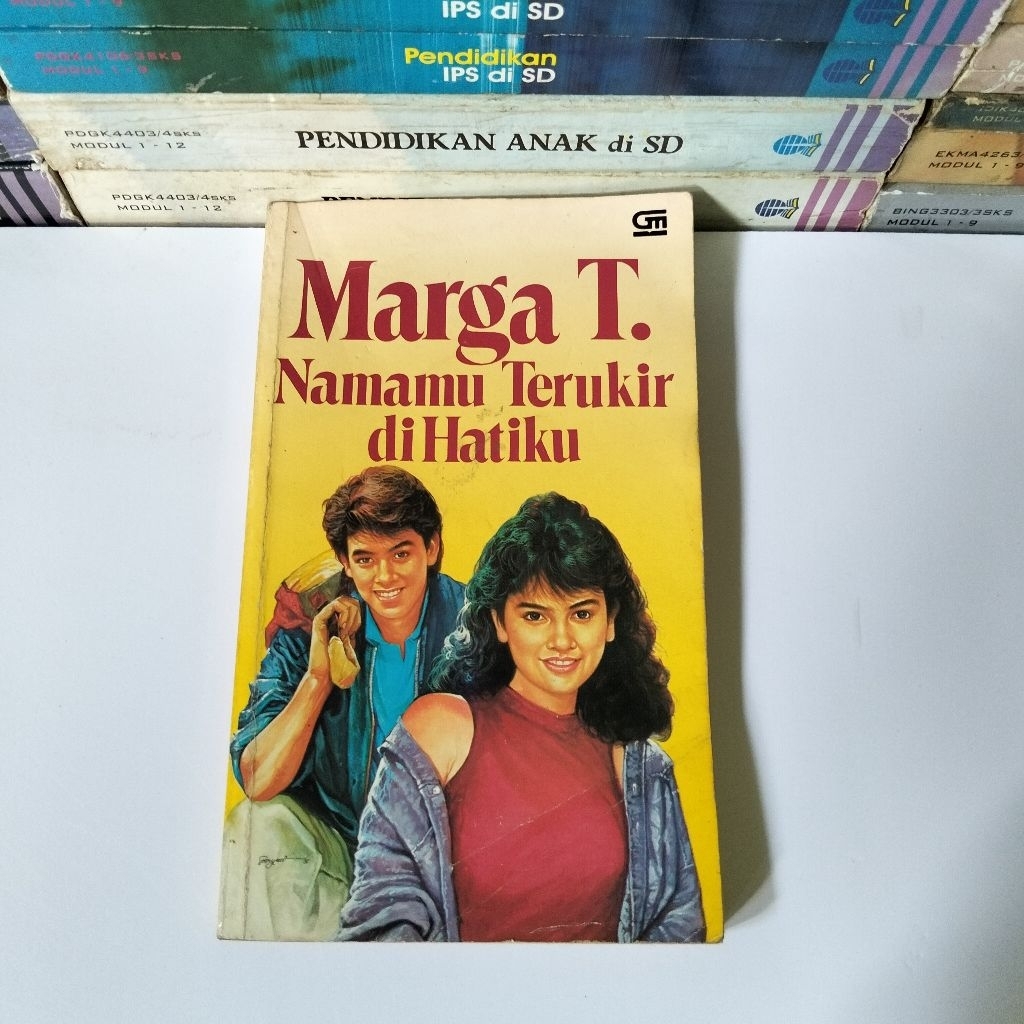 NAMAMU TERUKIR DI HATIKU Marga T