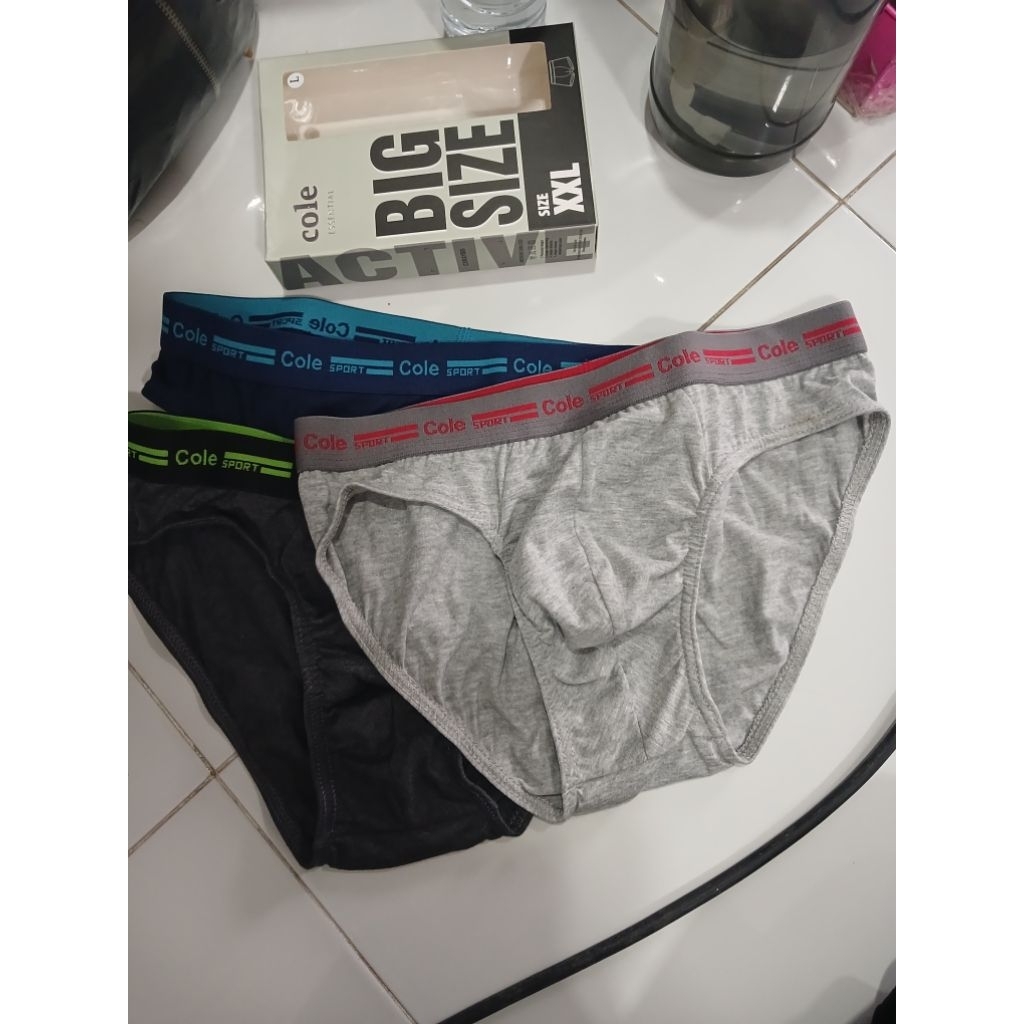 CELANA DALAM PRIA MERK COLE