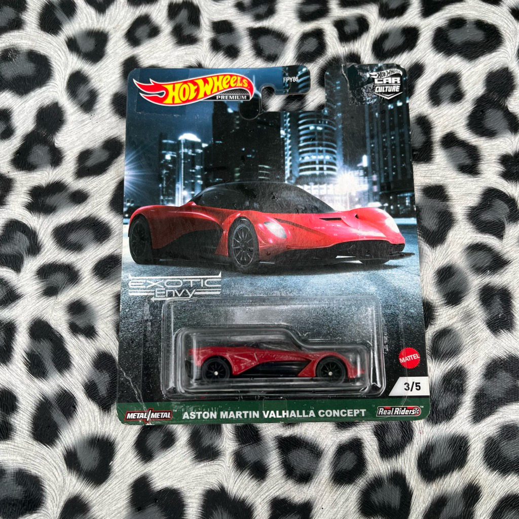 Hot Wheels Aston Martin Valhalla Concept Exotic Envy