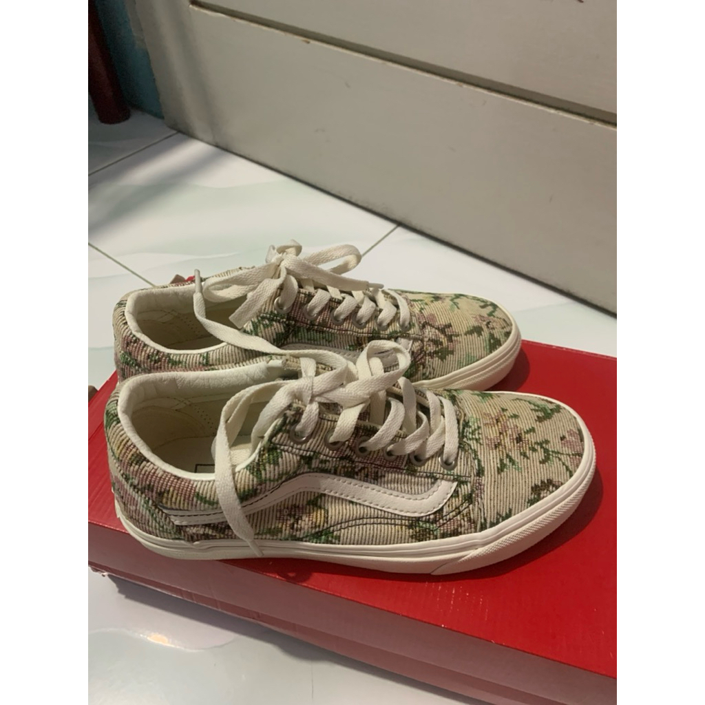 Preloved Vans Old Skool Floral