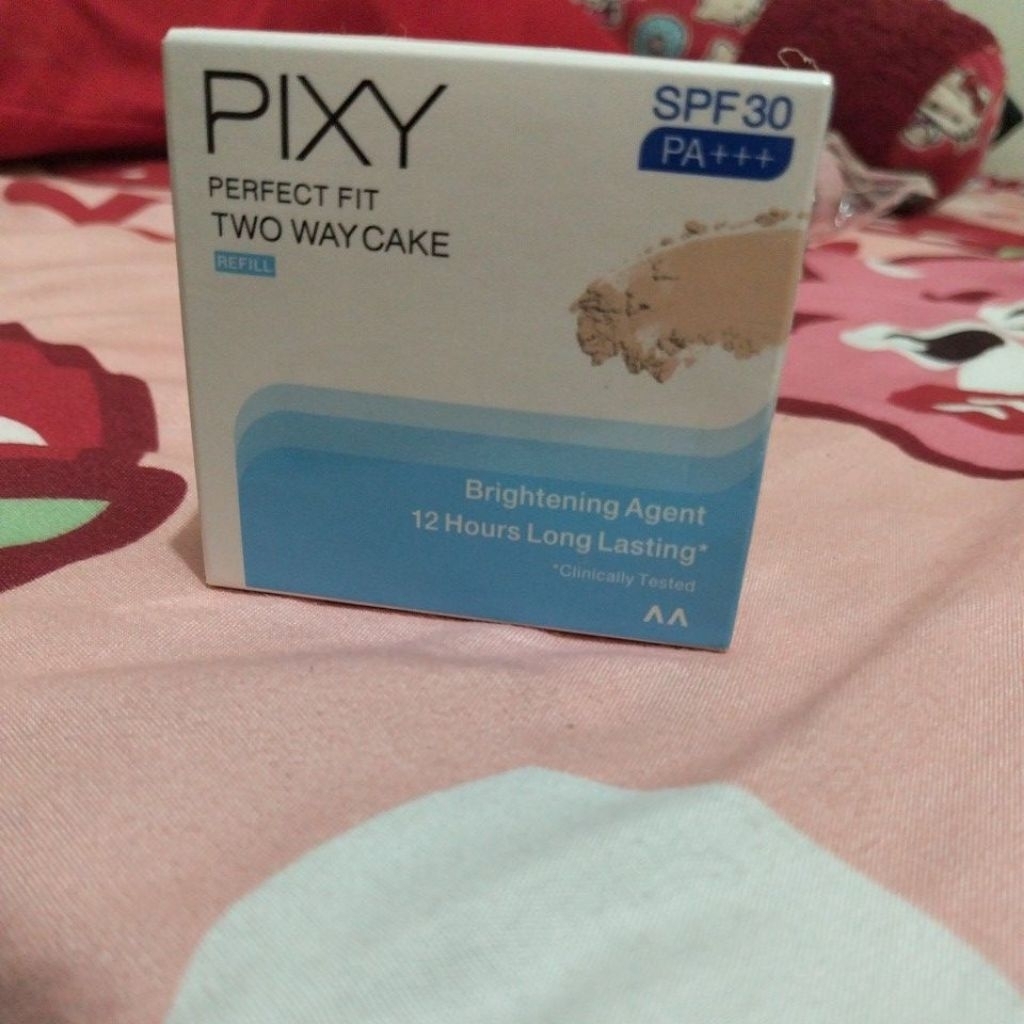 12.2g Bedak Refill Pixy UV Whitening - 006 Natural Beige, Tekstur Lembut, Perlindungan Sinar Matahar