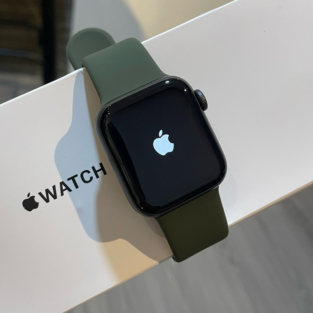 Apple Watch Series 5 40mm GPS Second Original iWatch Mulus Bisa COD
