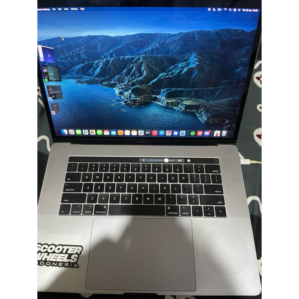 Macbook Pro 2019 Touchbar, i7, 15’inch, RAM 16/512GB