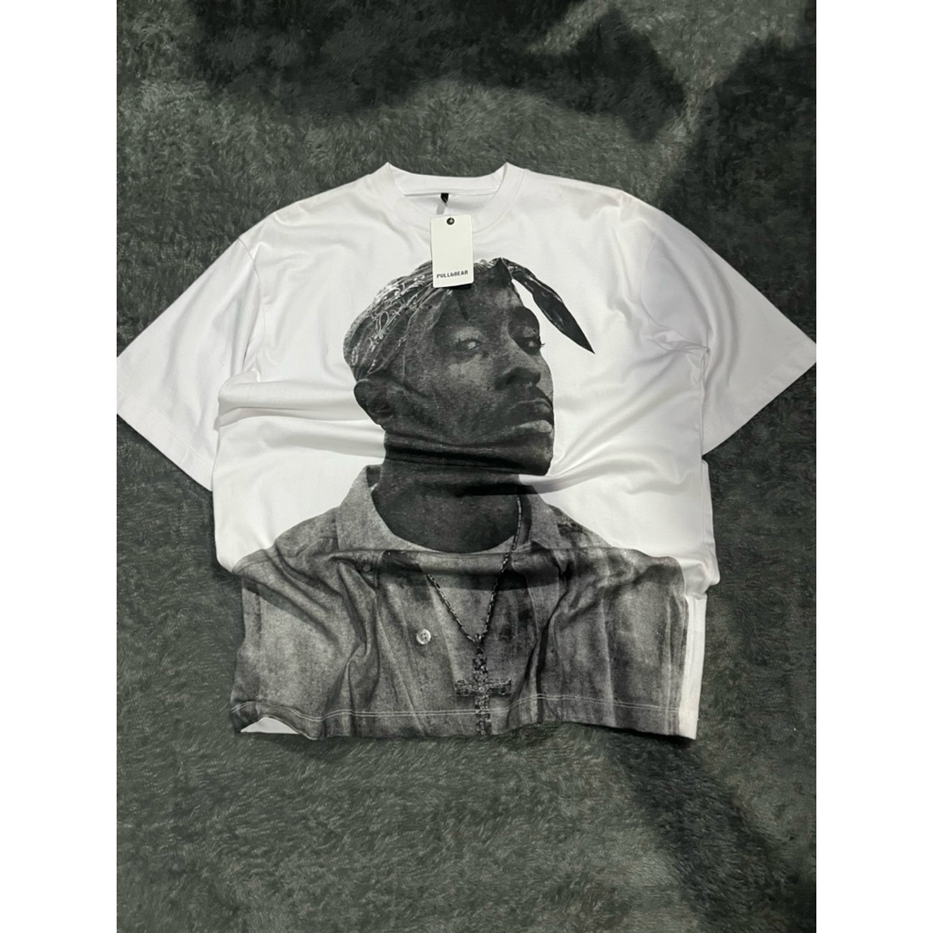 KAOS PULL&BEAR TUPAC GRAPHIC TEE – PUTIH