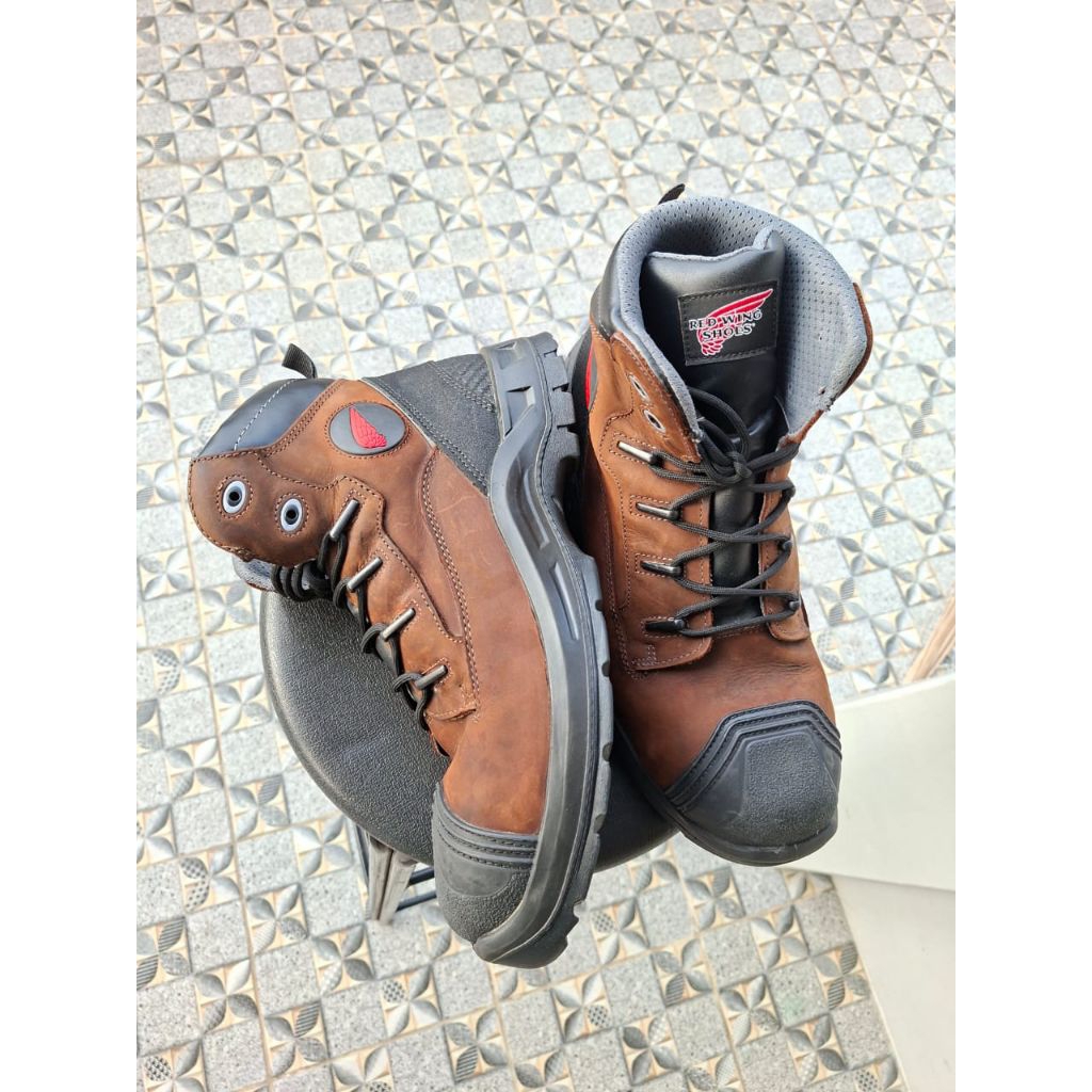 Red Wing 3228 sepatu safety original second
