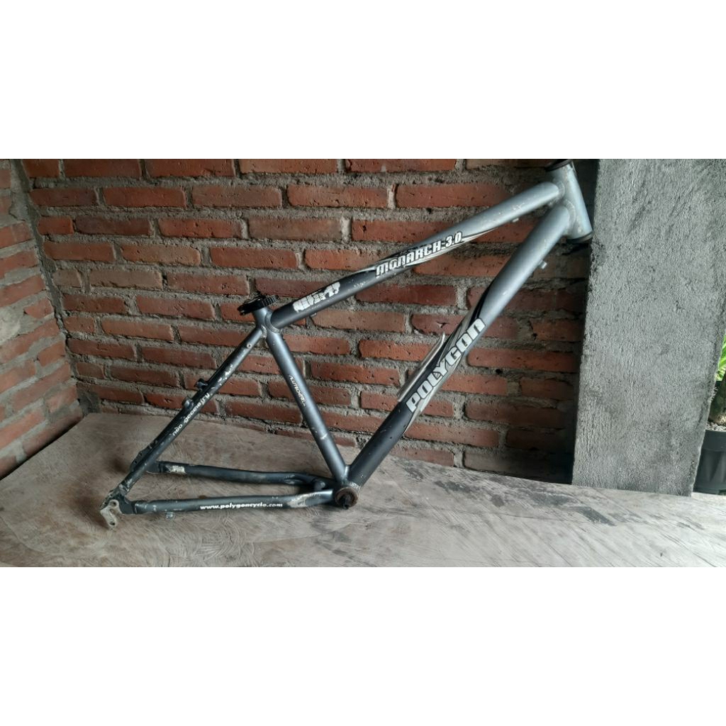 frame polygon monarch 3