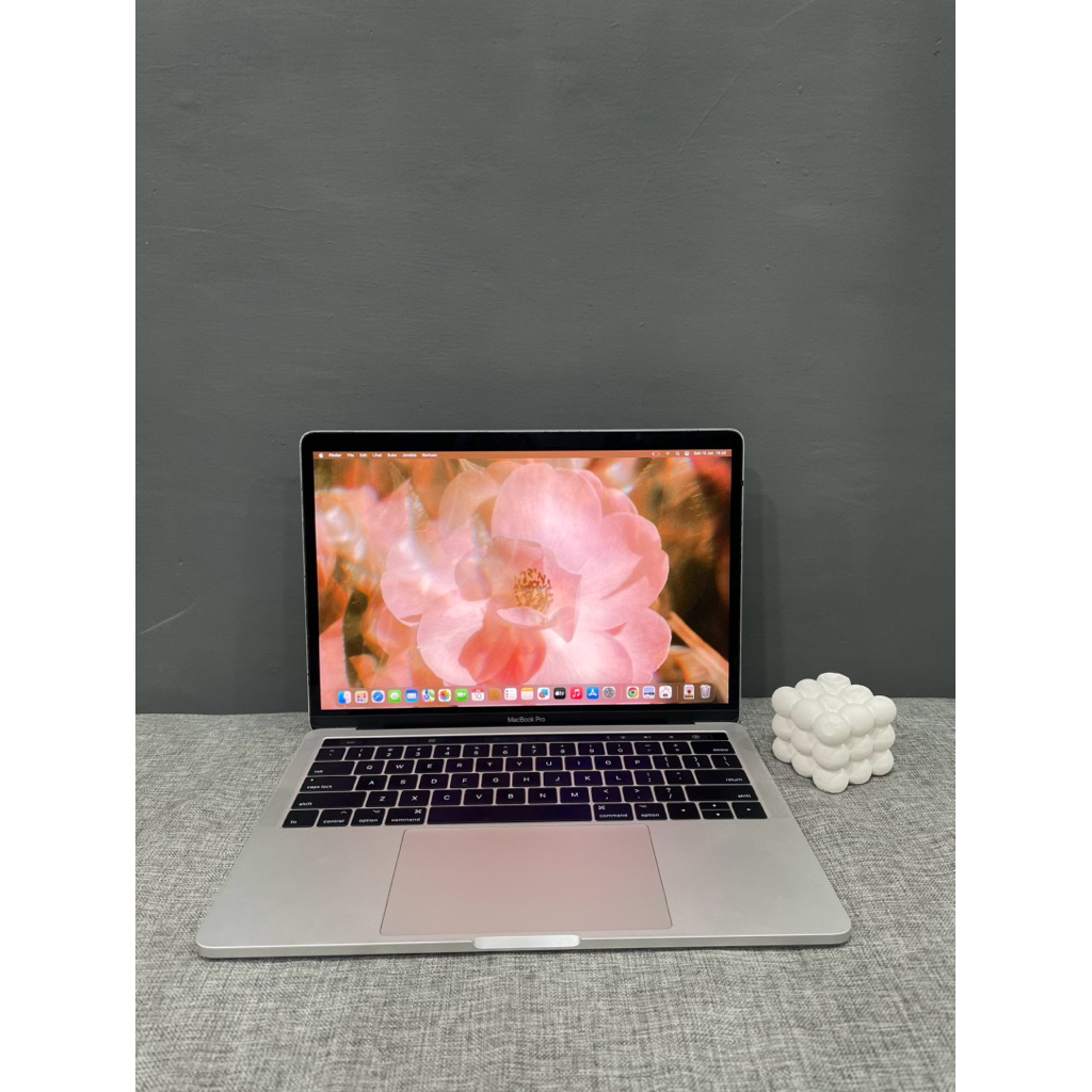MACBOOK PRO 13 INCH 2018 CTO RAM 16/512 GB