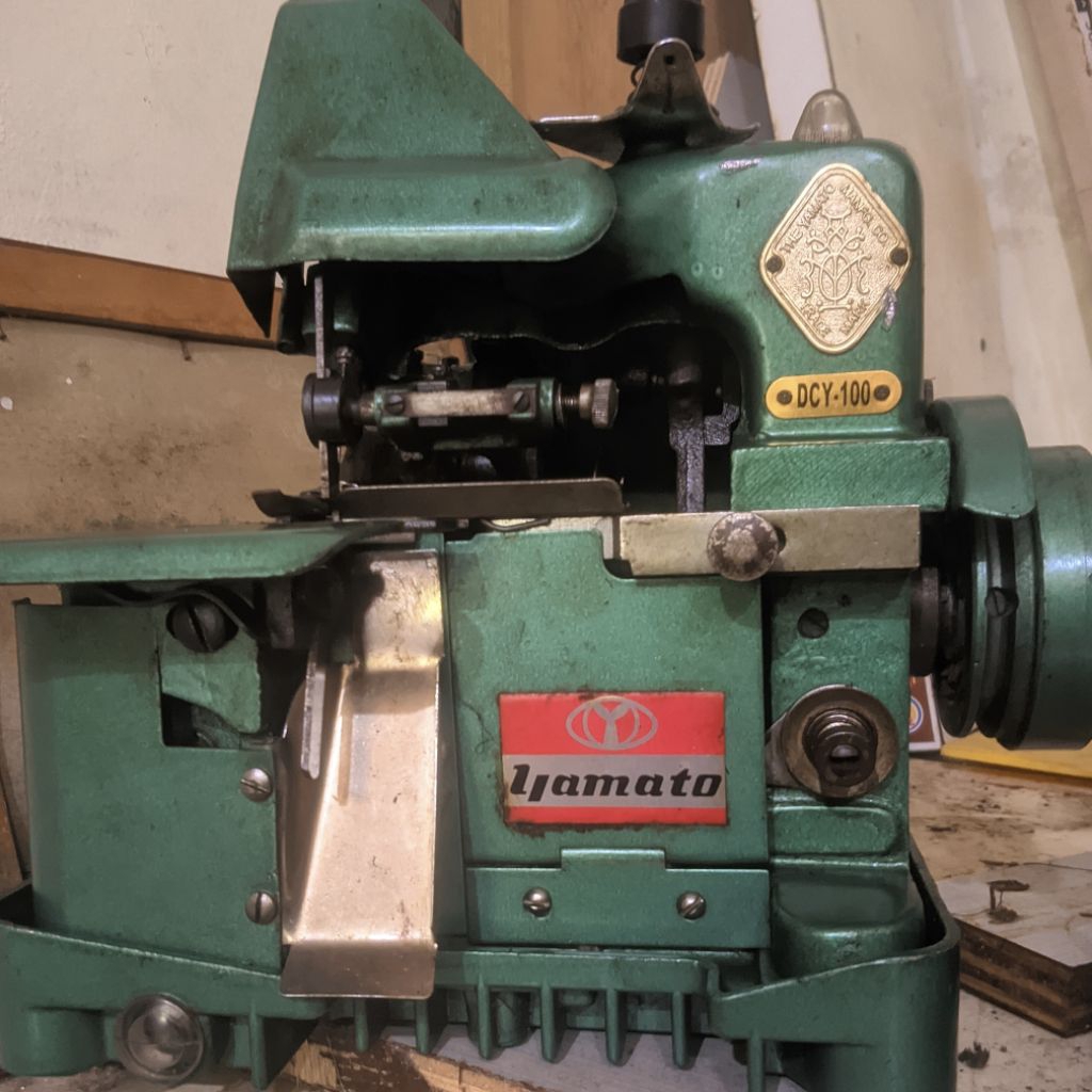 Mesin Obras Yamato Jepang DCY-100 semi Otomatis